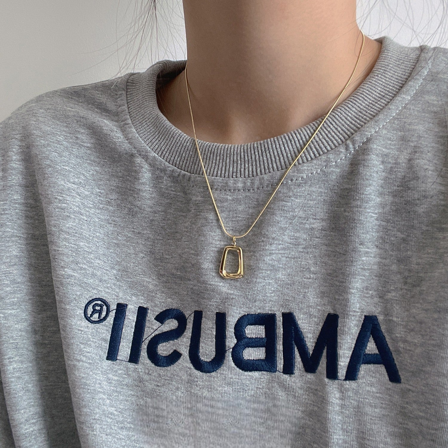Ameline Luxe Arc Necklace
