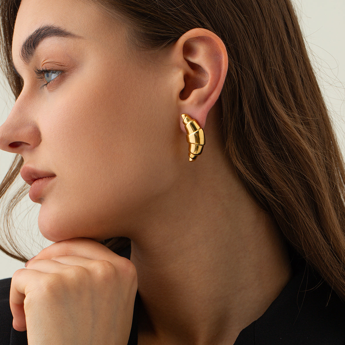 Charlie Mini Croissant Studs