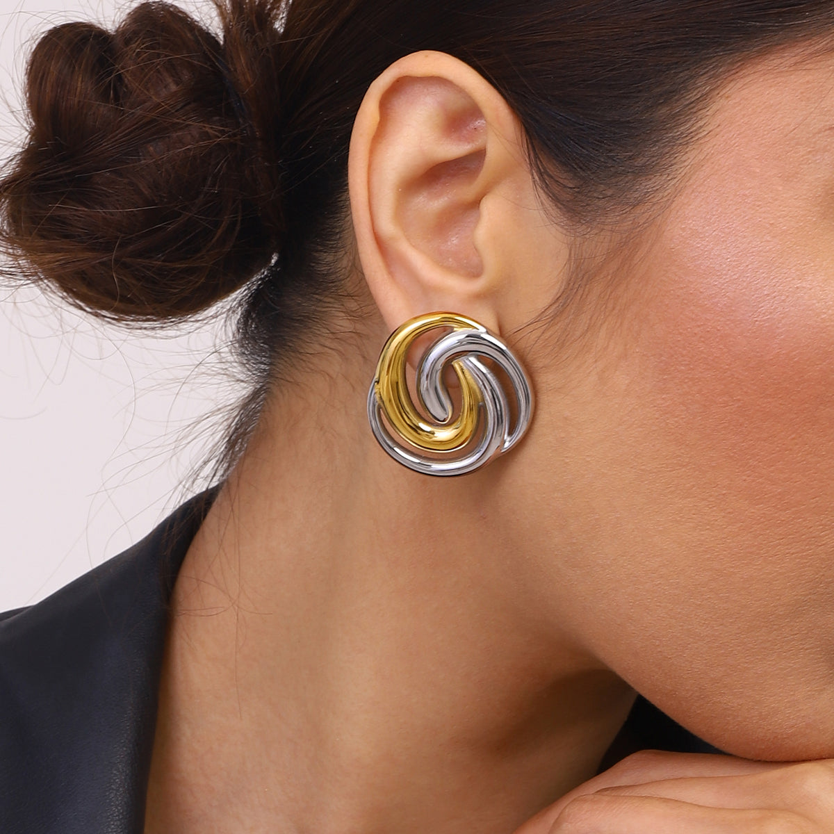 Lumière Spiral Studs