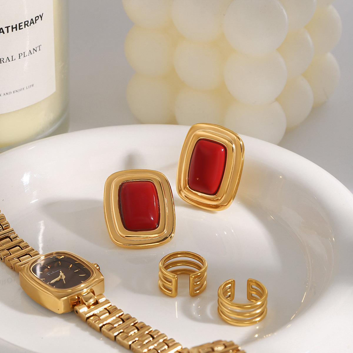 Vivienne Rouge Earrings