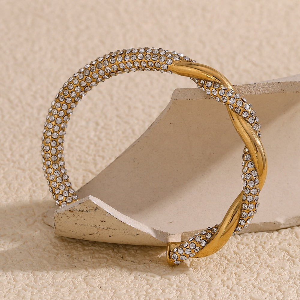 Lyra Twisted Cuff