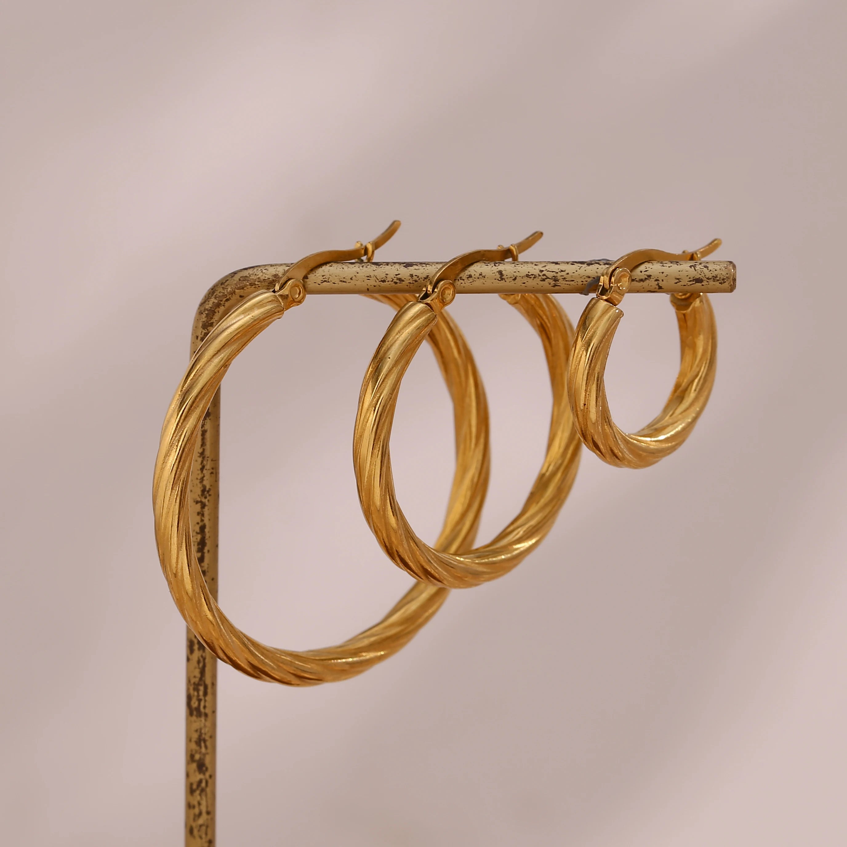 Laurel Twist Hoops