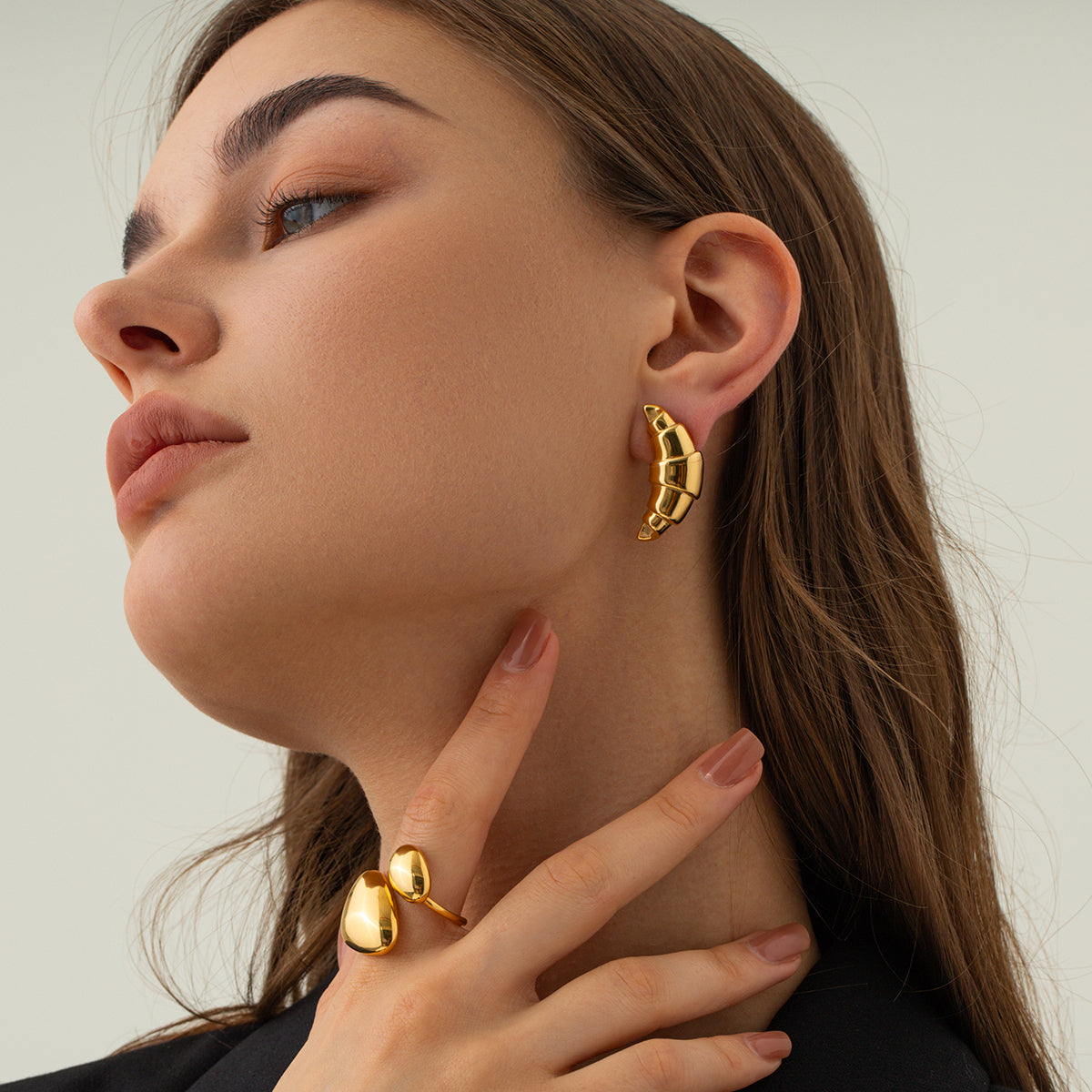 Charlie Mini Croissant Studs