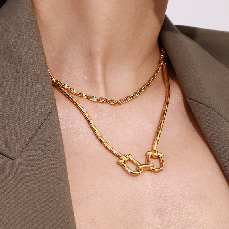 Amadora Necklace